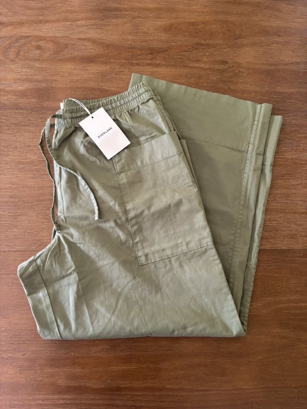 Everlane Wide Leg Cargo Easy Pant L Large NWT Oil Green - Picture 5 of 6